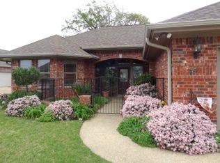 2609 Lochinvar Ln, Bryan, TX 77802