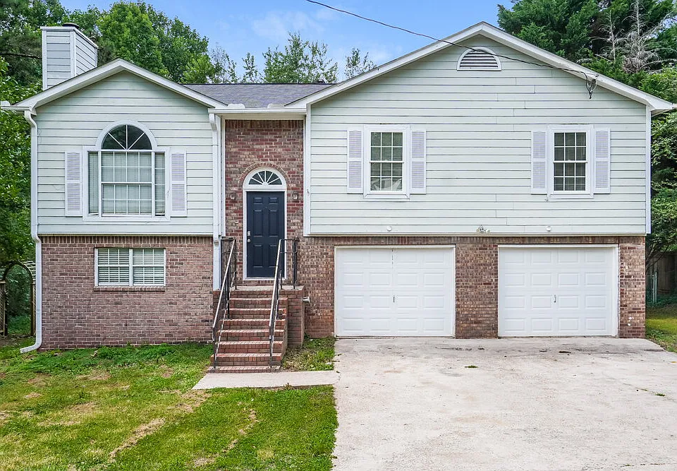 3221 Jessica Dr