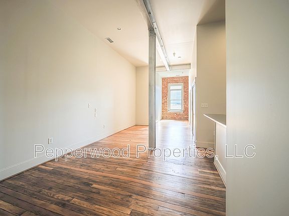 5th image of 149 S Daniel Morgan Ave Unit B