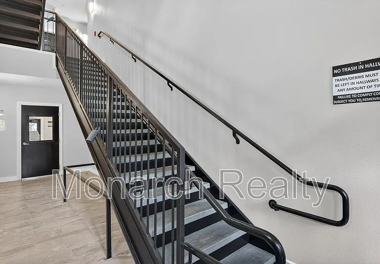 1185 SW 9th Rd #212 — Photo 22