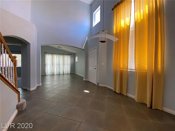 3rd image of 9216 Canalino Dr