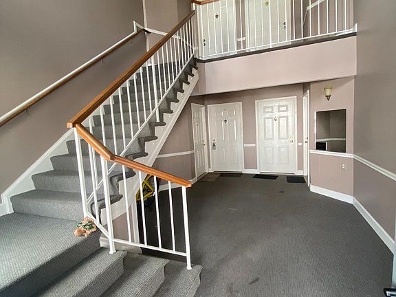 2nd image of 12891 Grays Pointe Rd #B