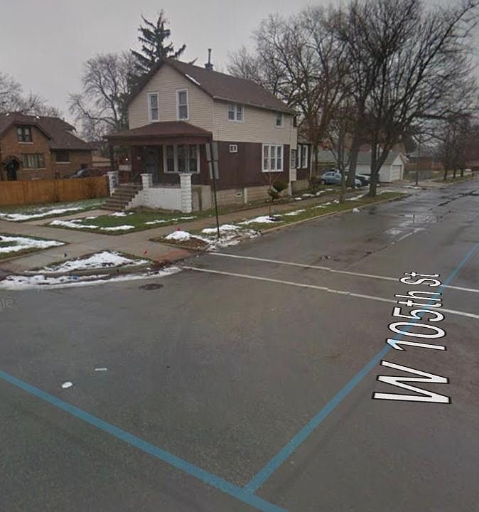 2nd image of 10459 S Wallace St