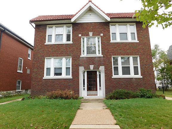 5th image of 5032 Murdoch Ave