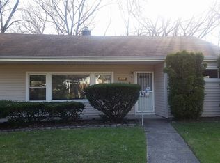 17308 Bryant Ln, Hazel Crest, IL 60429