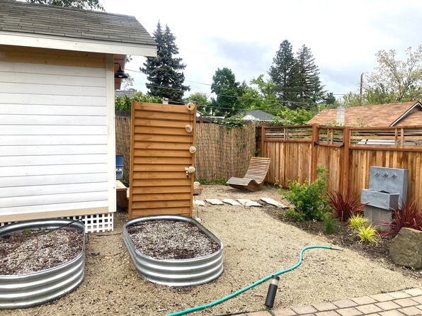 (undisclosed Address), Ashland, OR 97520