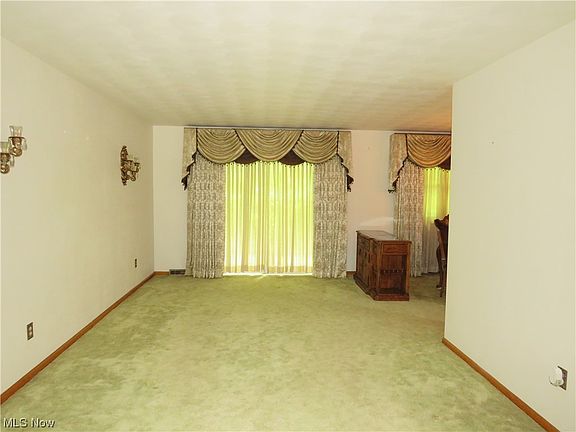 2nd image of 129 Bass Dr