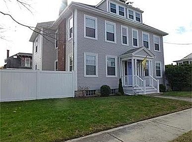 2nd image of 312 Maple St