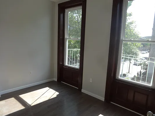 Rented by Blue Egg Realty Corp | media 33