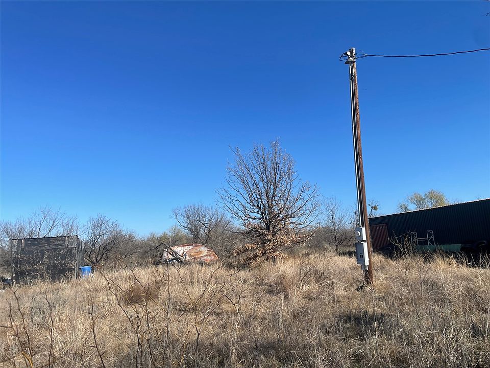 2nd image of 517 County Road 221