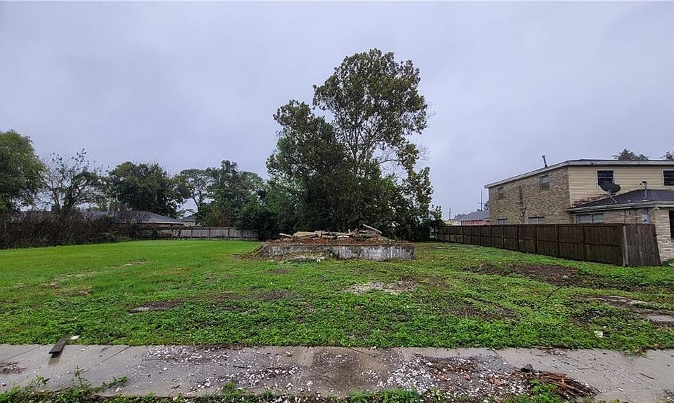 1st image of 1415 Saint Maurice Ave