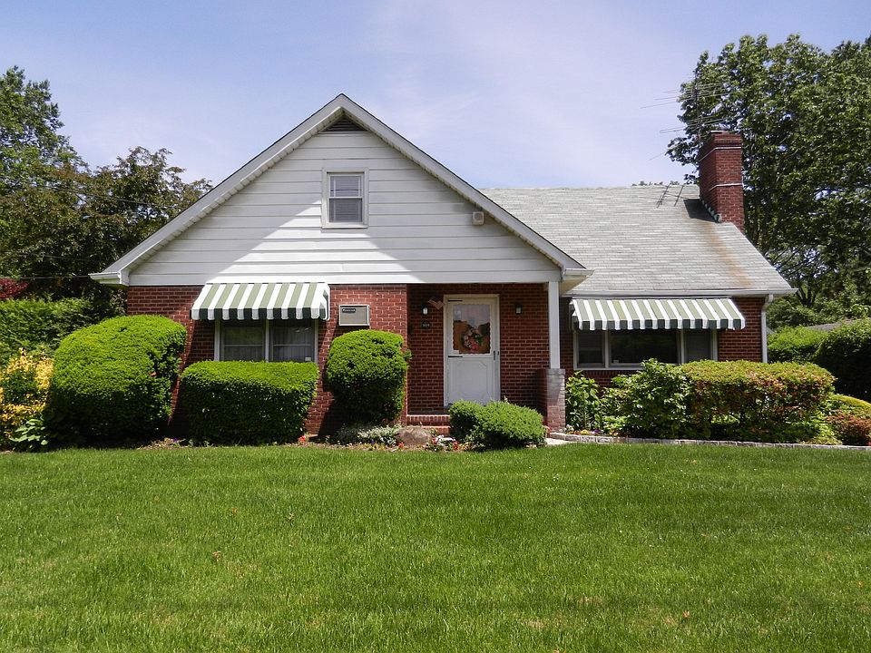 4 Bedroom/2 Bath