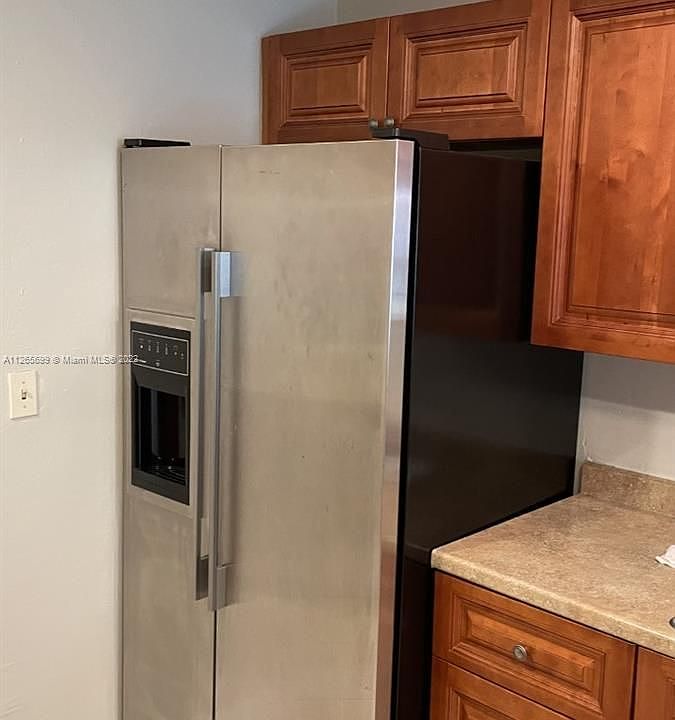 1st image of 3006 N 58th Ave #0