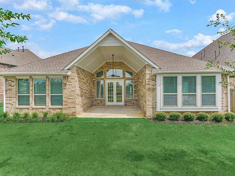 20911 Velvet Wing Dr — Photo 44