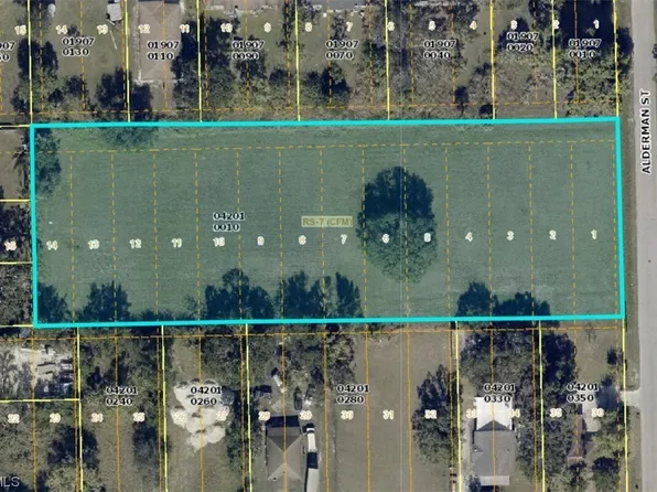 1010 Alderman St, Fort Myers, FL 33916