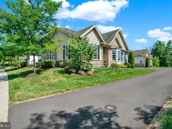 1198 Webb Dr, Perkasie, PA 18944