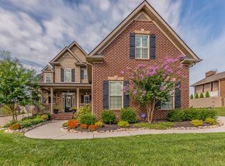 1237 Whisper Trace Ln, Knoxville, TN 37919