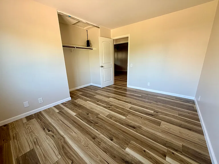 4937 Avenida De Angelina — Photo 19