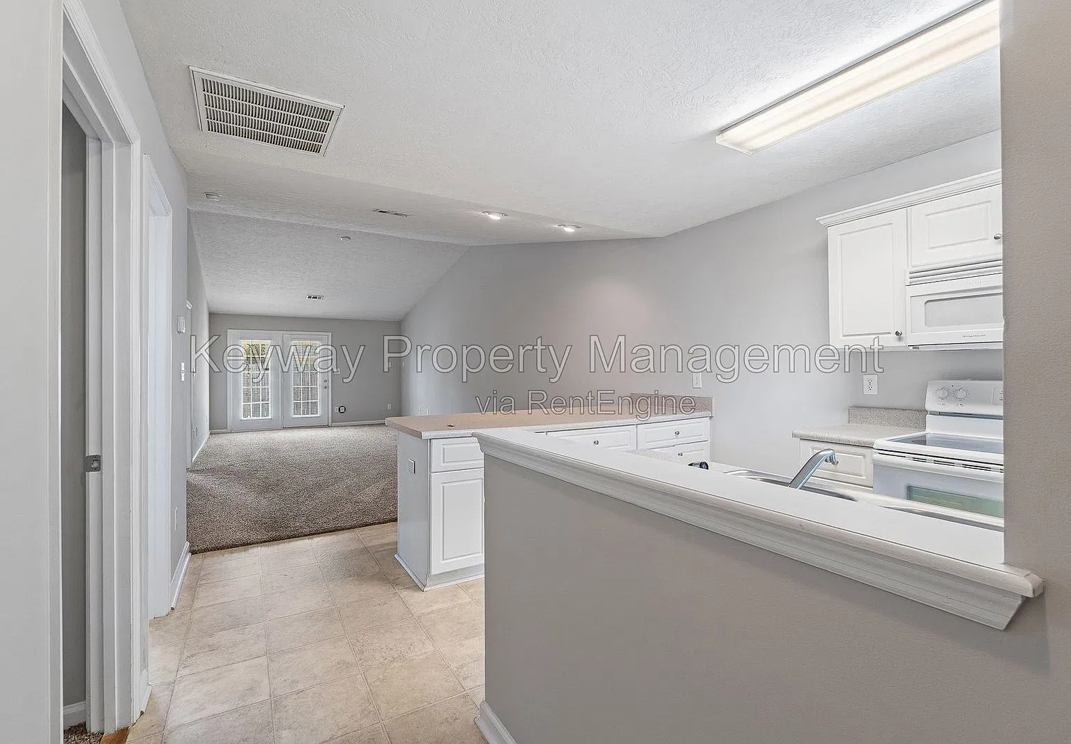 2 bed, 2.0 bath, 1118 sqft, $1,335 — Photo 3
