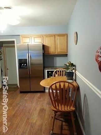 3rd image of 5840 Parkview Ln