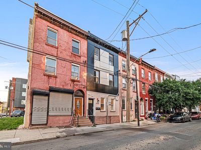 2104 N 8th St, Philadelphia, PA, 19122
