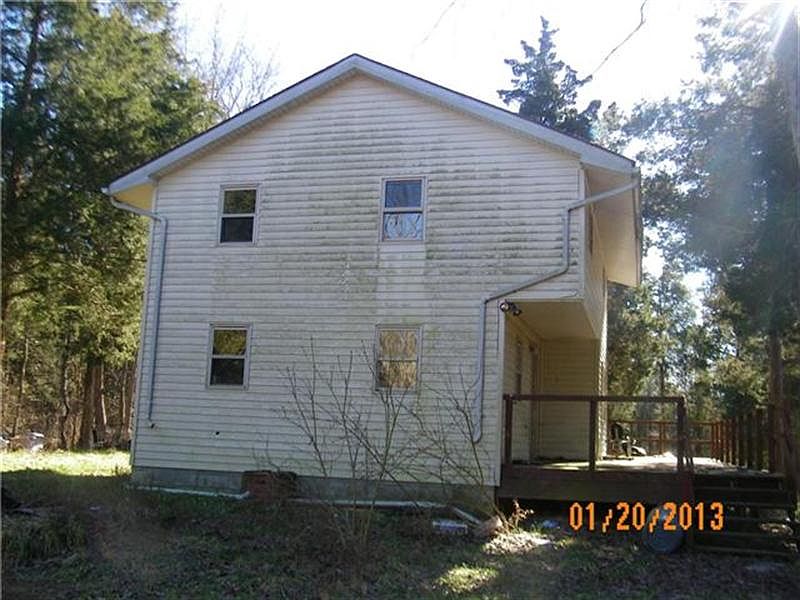 2nd image of 1168 Deer Run Rd