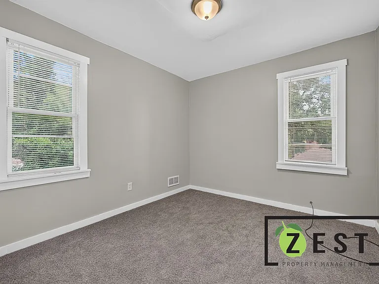 3329 Waverly St — Photo 14