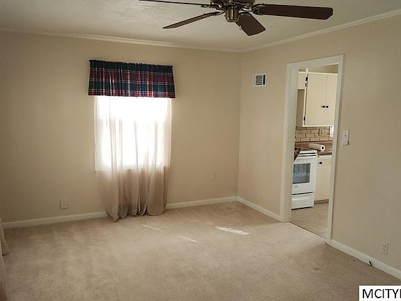 5th image of 802 16th St NE