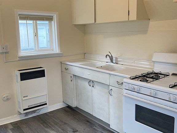 5th image of 1531 Dickens St #A