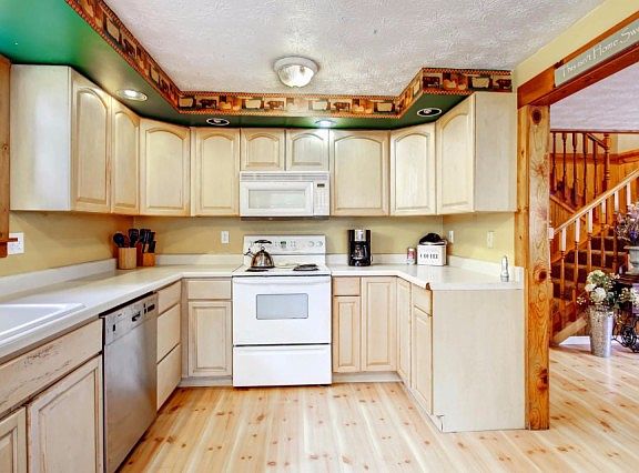 4th image of 5124 300th St NW