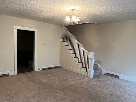 5th image of 316 Bratton Ave