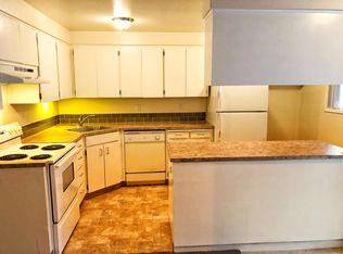 315 S Locust St APT 8, Canby, OR 97013