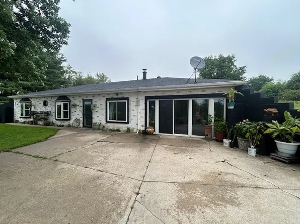 4544 E 76th St S, Newton, IA 50208