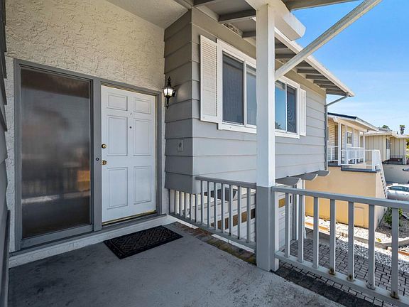 4th image of 109 Lake Dr