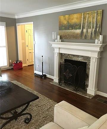 3rd image of 4528 Bordeaux Ave