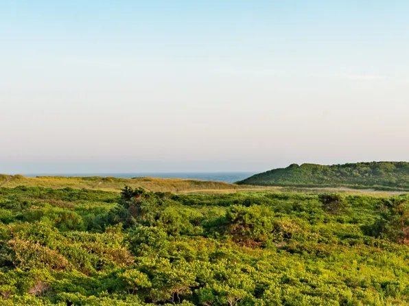 11 Adams St, Nantucket, MA 02554