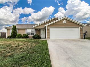 2624 Brookpointe Cir, Manhattan, KS 66502