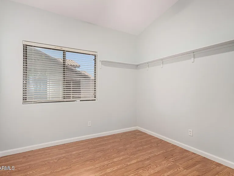 1625 E Montoya Ln — Photo 25