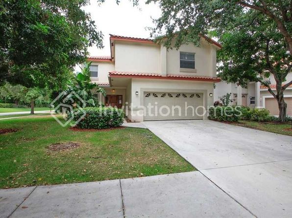 5700 NW 60th Pl