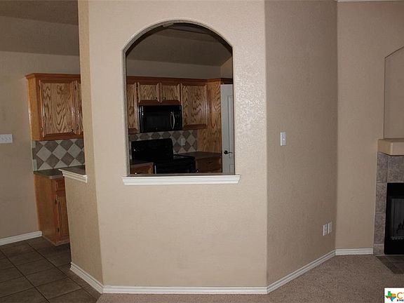 5th image of 215 Wayne Dr