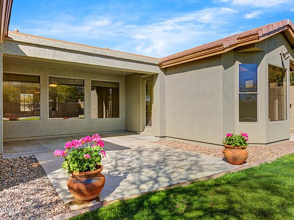5th image of 40801 N PEALE Court