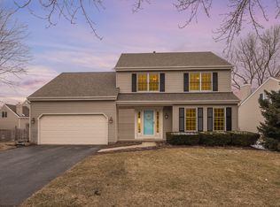 3179 Village Green Dr, Aurora, IL 60504