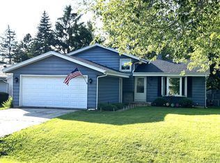 1632 Kuiper Ln, Racine, WI 53406