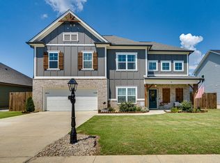 5 Winchester Dr, Rossville, GA 30741