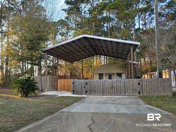 2nd image of 182 Defuniak Loop