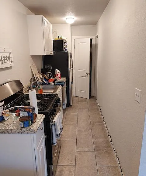 610 E 3rd Ave #2 — Photo 2