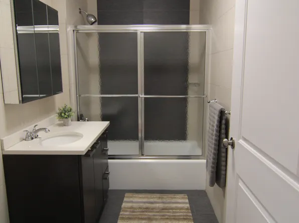 20-12 31st Street image 9 of 16