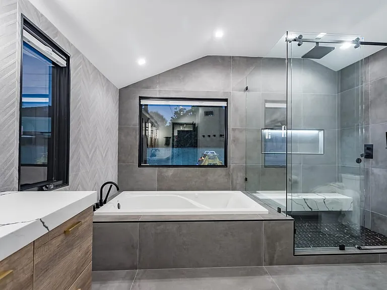 4627 Ethel Ave — Photo 16