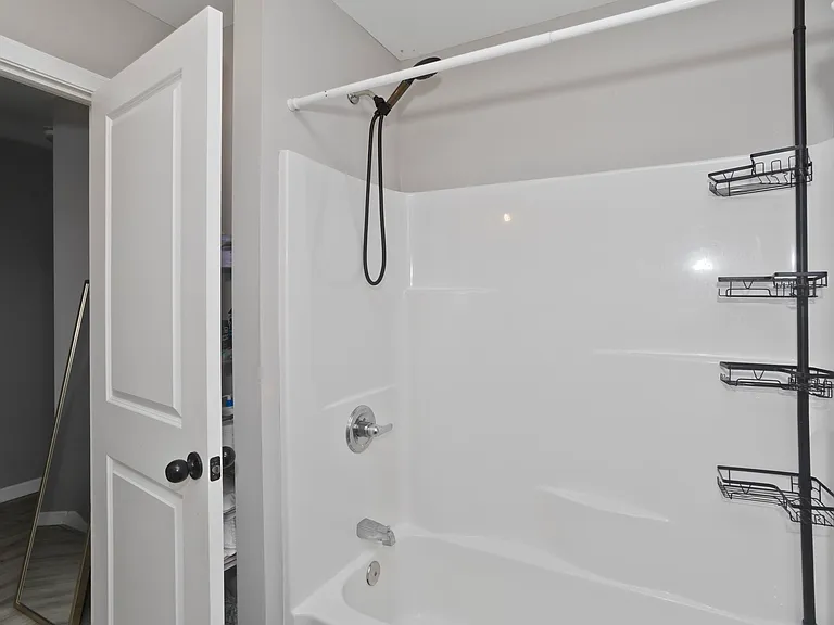 32 Clark St #34 — Photo 16