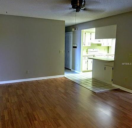 4th image of 2027 Van Orman Dr